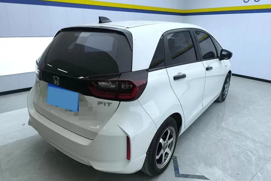 2021 Honda Fit 1.5L 131HP L4 CVT,autocango,china used car exporter,china ev exporter,chinese used car exporter,chinese used ev exporter