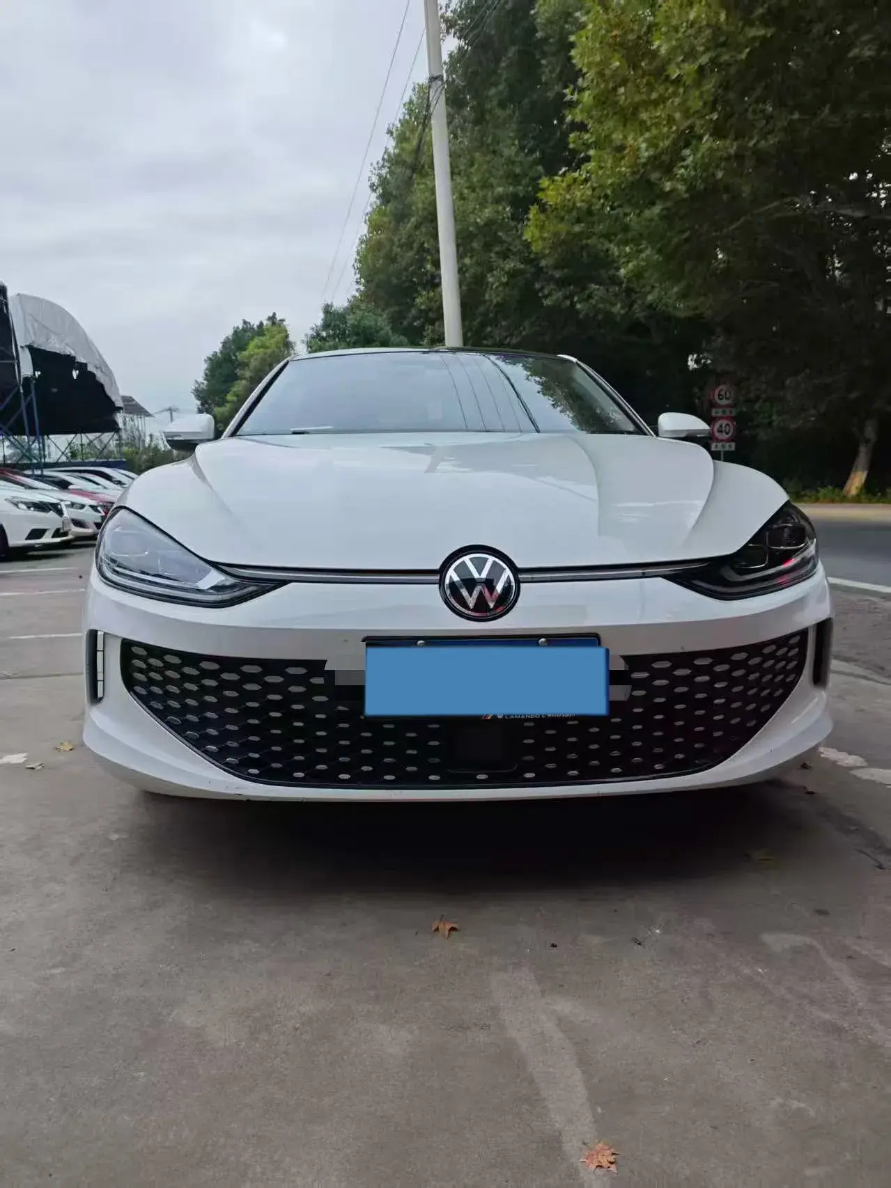 2022 VOLKSWAGEN LAMANDO thumbnail 2