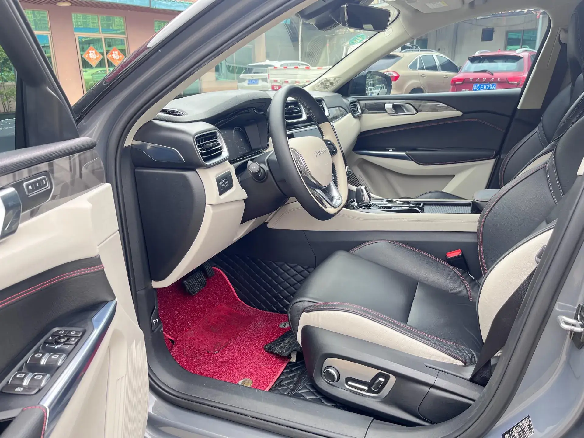 2018 LYNK&CO 02 thumbnail 4