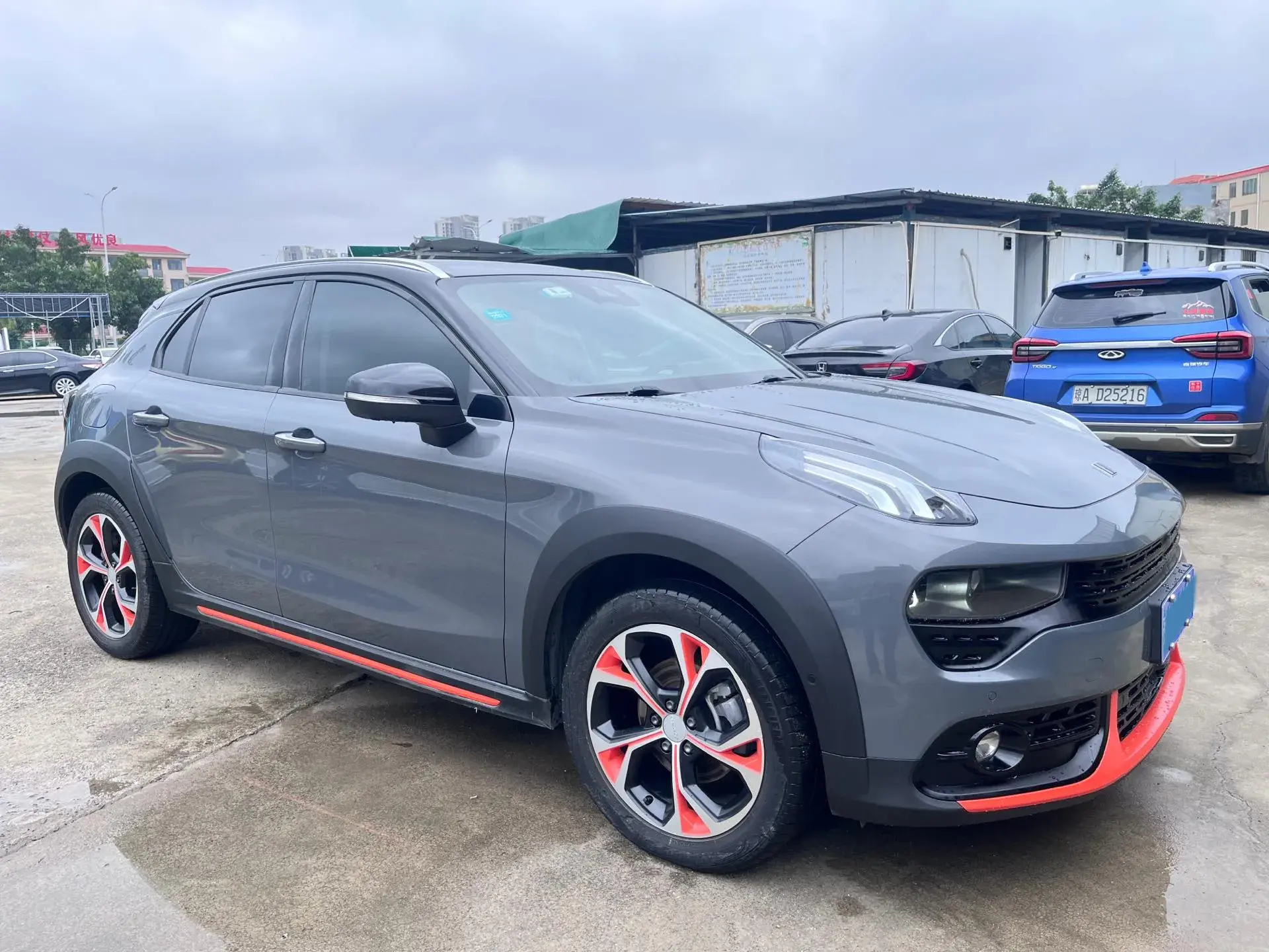 2018 LYNK&CO 02 thumbnail 3