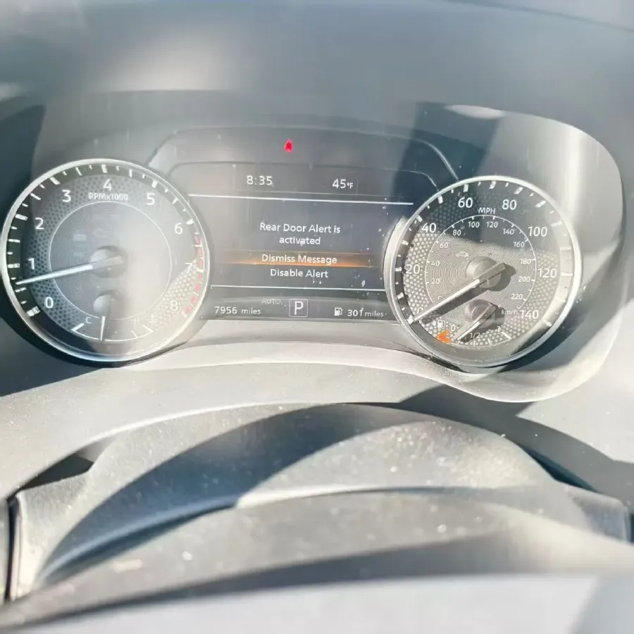 2023 Nissan Patrol 5.6L 400HP V8 7AT,autocango,china used car exporter,china ev exporter,chinese used car exporter,chinese used ev exporter