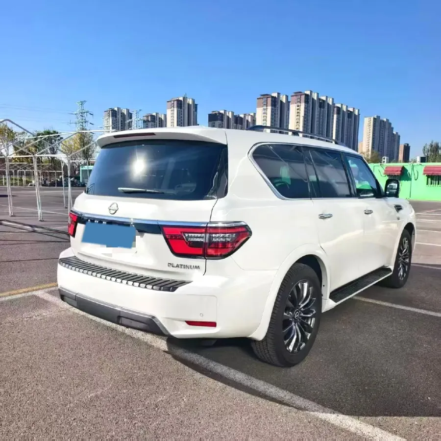 2023 Nissan Patrol 5.6L 400HP V8 7AT,autocango,china used car exporter,china ev exporter,chinese used car exporter,chinese used ev exporter