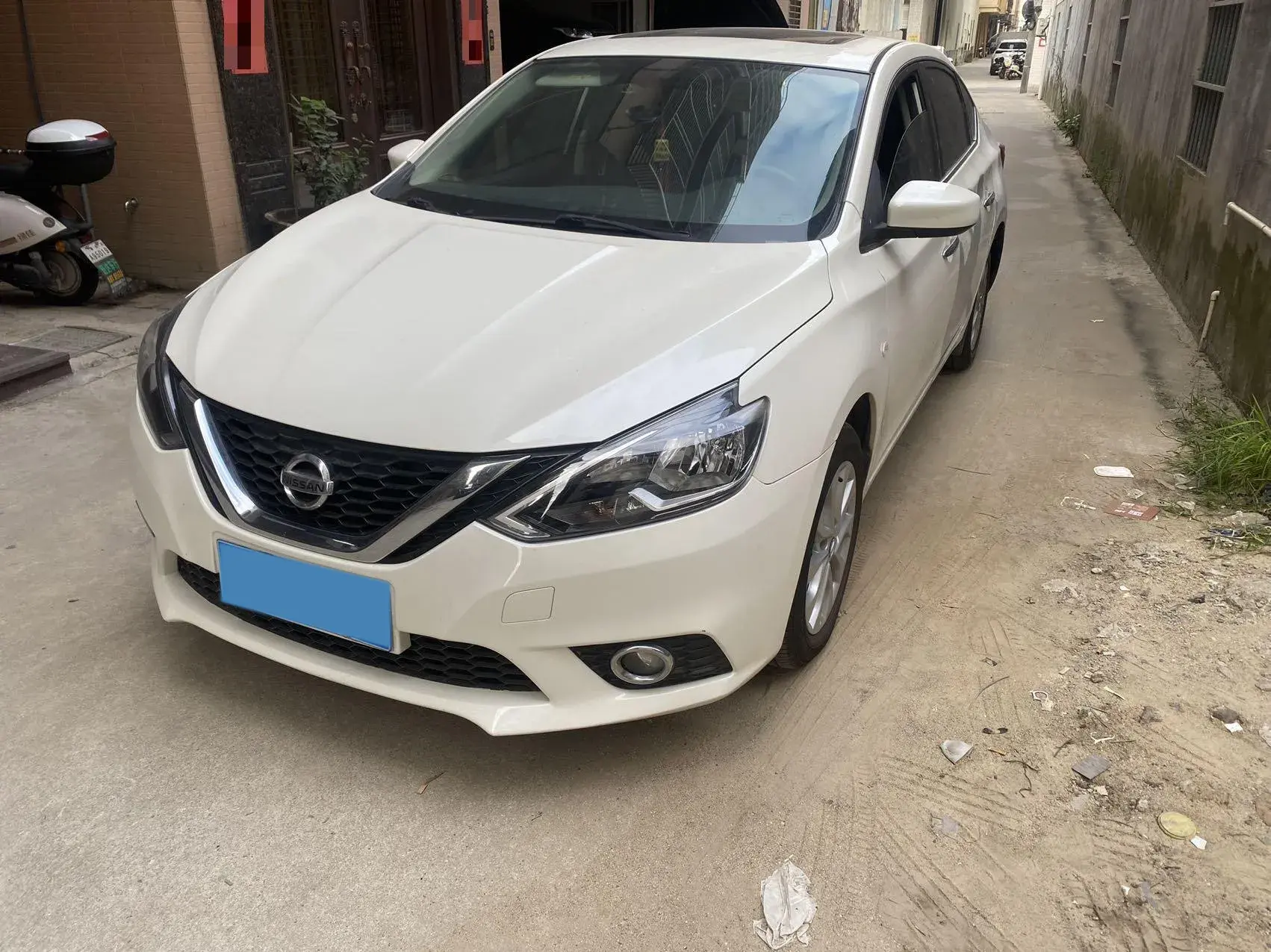 2019 NISSAN SYLPHY view 1