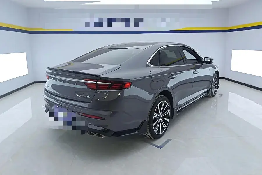 2025 GEELY PREFACE thumbnail 2