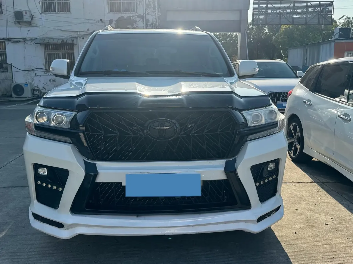 2015 Toyota Land Cruiser 4.6L 310HP V8 6AT,autocango,china used car exporter,china ev exporter,chinese used car exporter,chinese used ev exporter