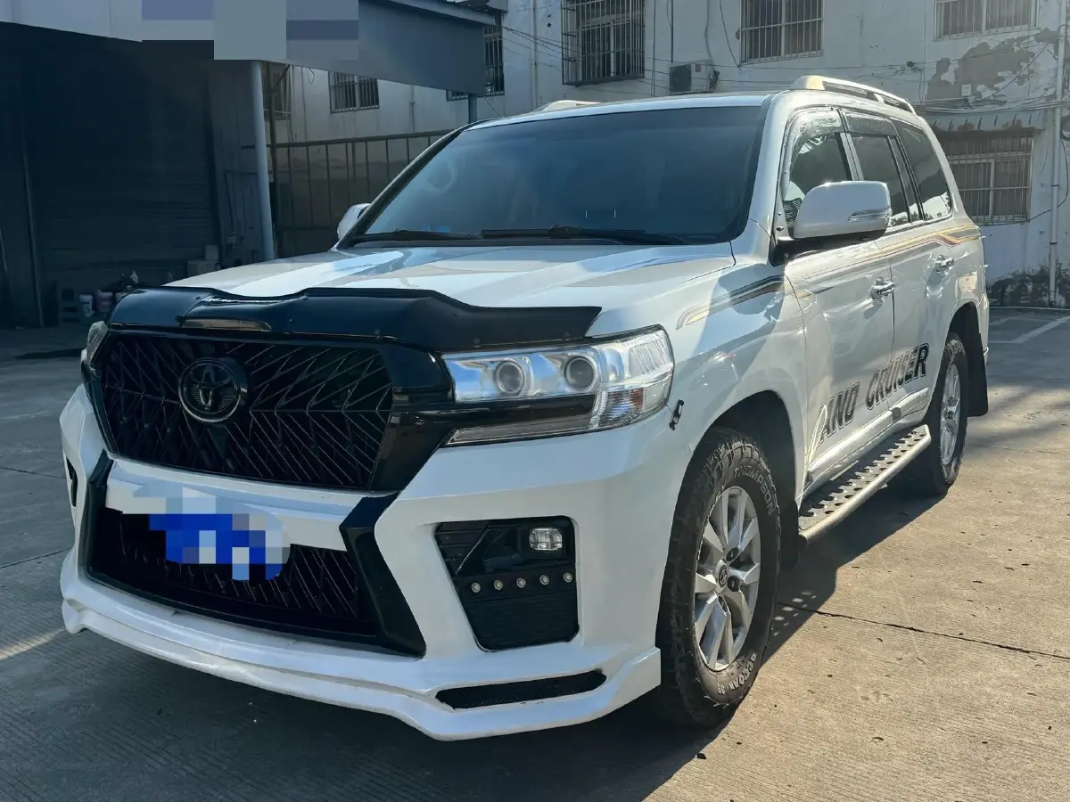 2015 Toyota Land Cruiser 4.6L 310HP V8 6AT