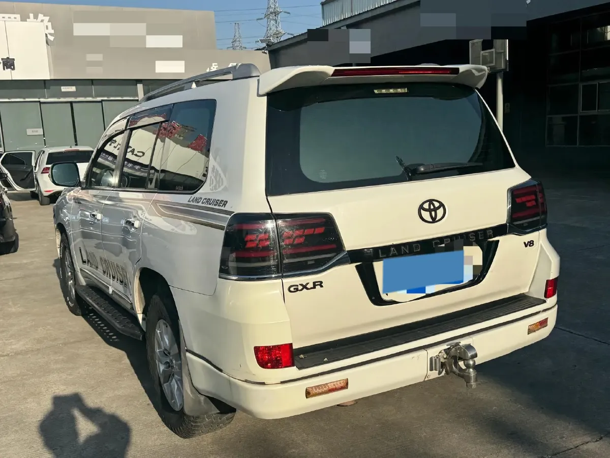 2015 Toyota Land Cruiser 4.6L 310HP V8 6AT,autocango,china used car exporter,china ev exporter,chinese used car exporter,chinese used ev exporter