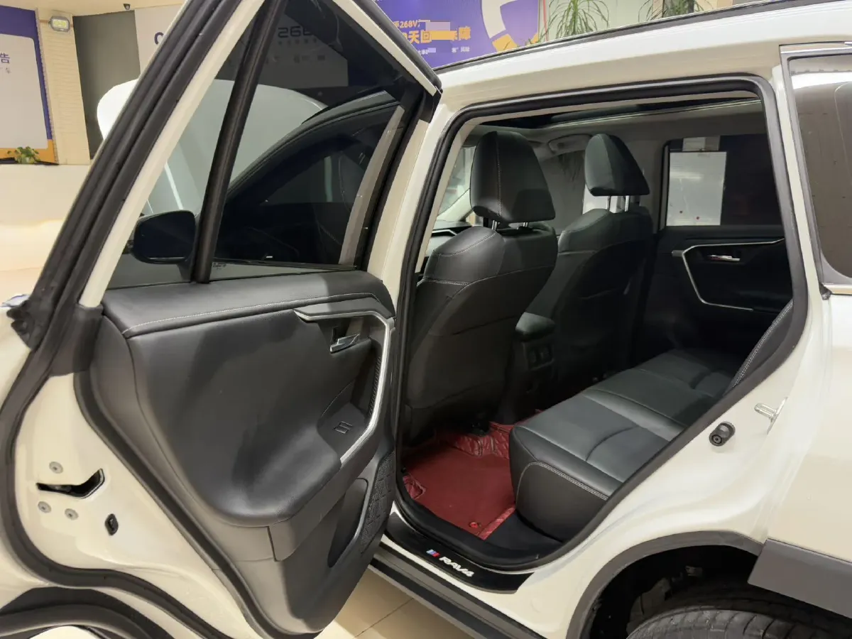 2022 Toyota RAV4 2.0L 171HP L4 CVT,autocango,china used car exporter,china ev exporter,chinese used car exporter,chinese used ev exporter