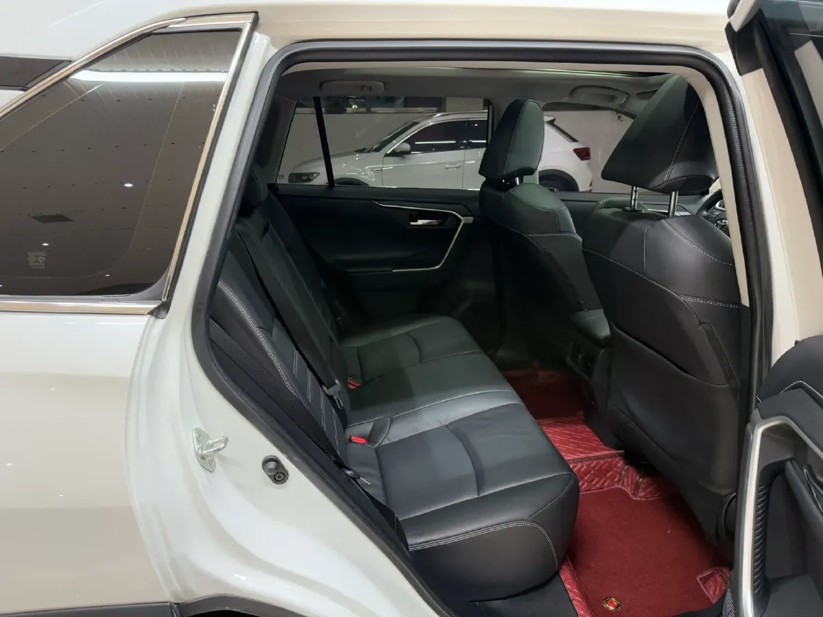 2022 Toyota RAV4 2.0L 171HP L4 CVT,autocango,china used car exporter,china ev exporter,chinese used car exporter,chinese used ev exporter