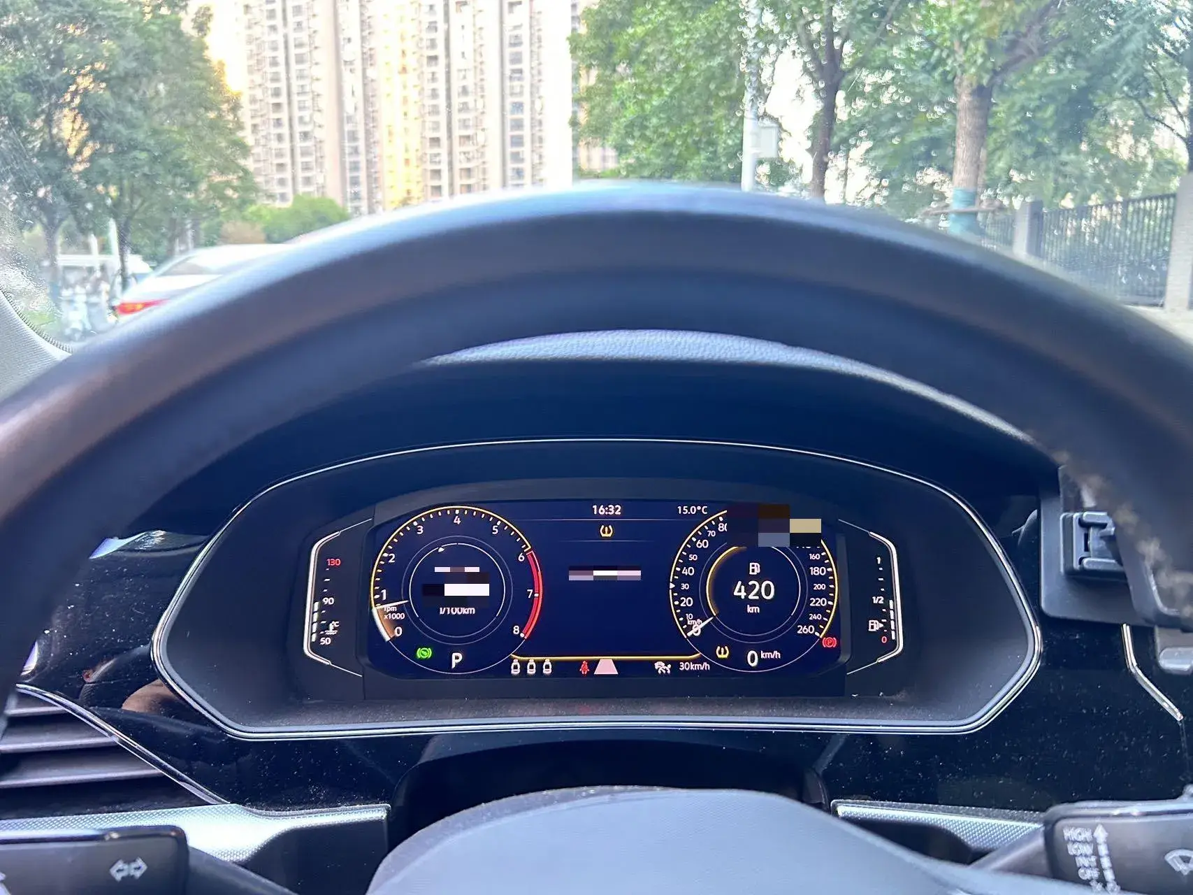 2023 VOLKSWAGEN PASSAT thumbnail 4