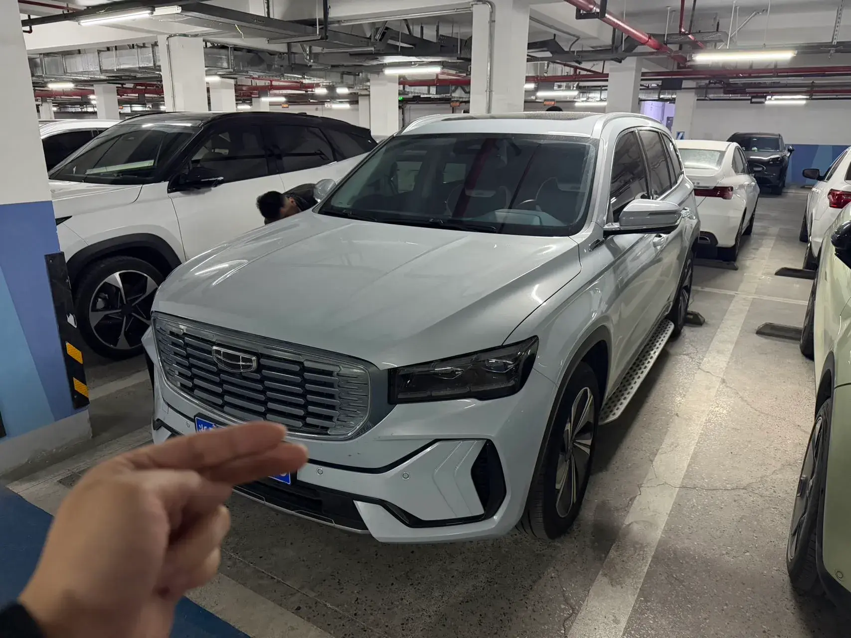 2022 GEELY MONJARO view 1