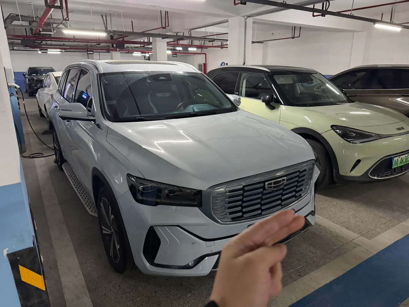 2022 GEELY MONJARO thumbnail 2
