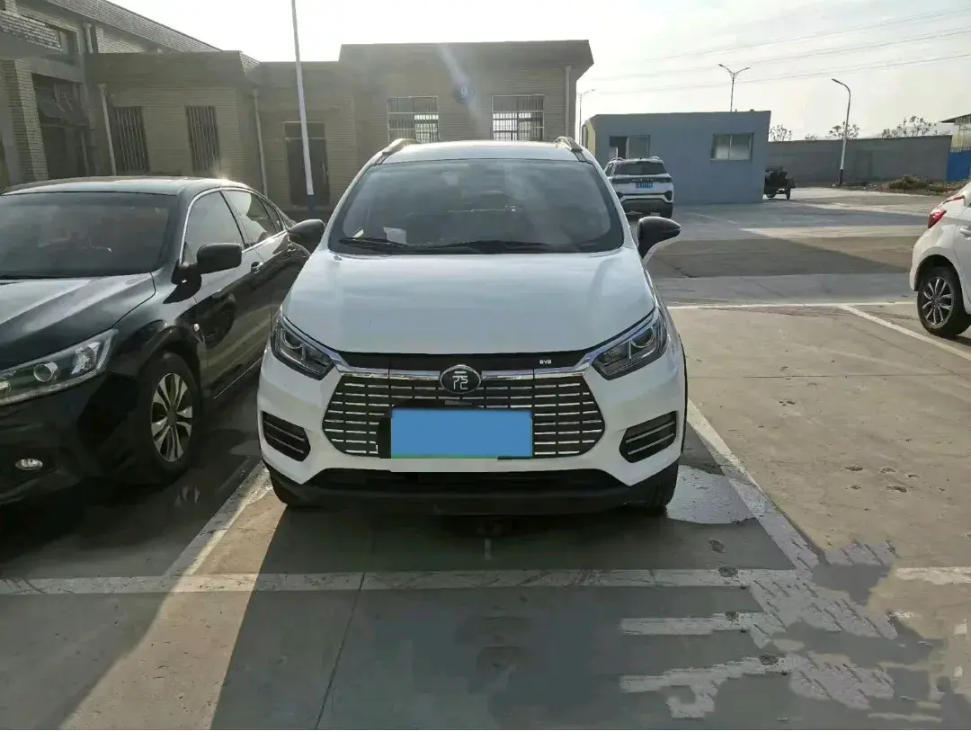 2019 BYD YUAN thumbnail 2