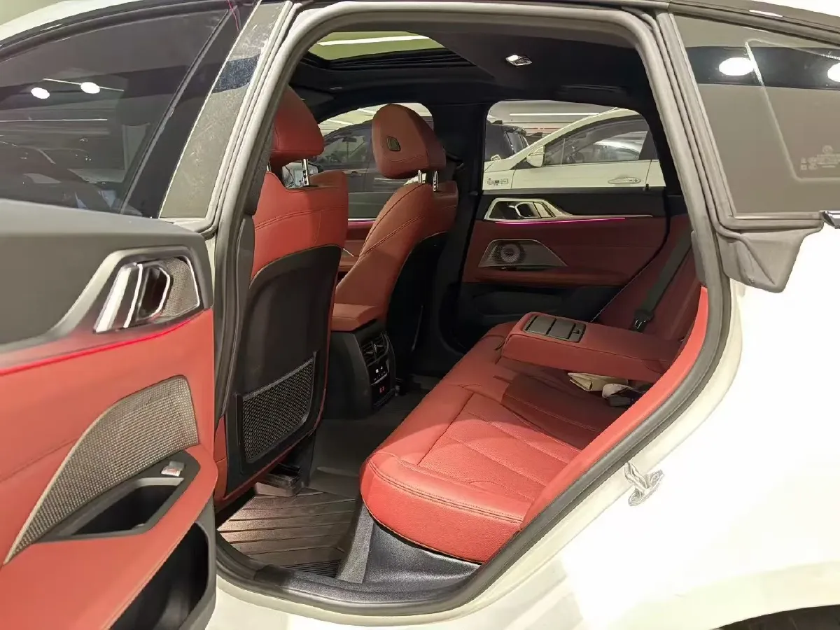 2023 BMW 2 Series 2.0T 178HP L4 7DCT,autocango,china used car exporter,china ev exporter,chinese used car exporter,chinese used ev exporter