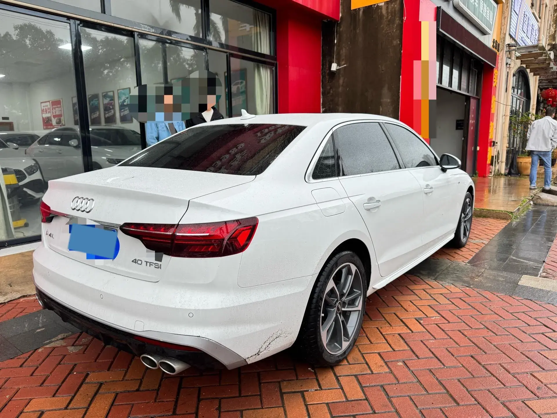 2023 AUDI A4L thumbnail 4