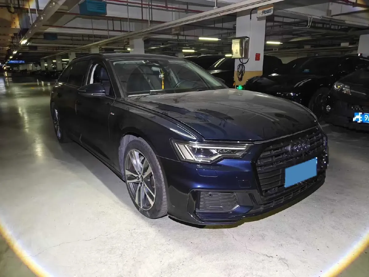 2021 Audi A6 2.0T 245HP L4 7DCT,autocango,china used car exporter,china ev exporter,chinese used car exporter,chinese used ev exporter