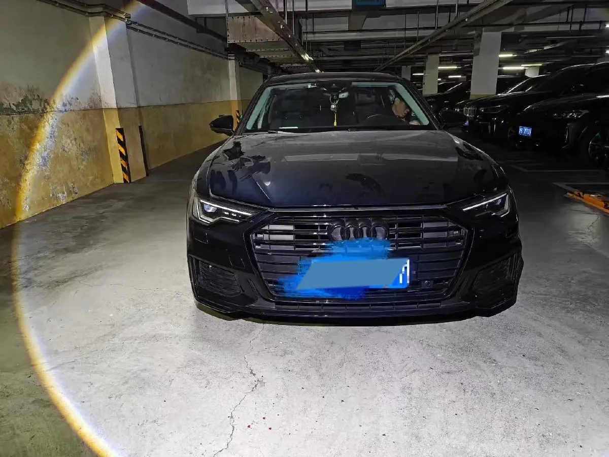 2021 Audi A6 2.0T 245HP L4 7DCT,autocango,china used car exporter,china ev exporter,chinese used car exporter,chinese used ev exporter