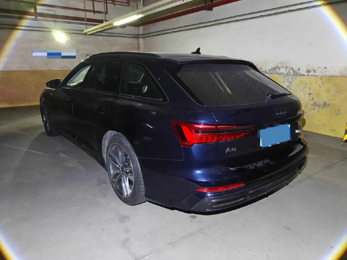 2021 Audi A6 2.0T 245HP L4 7DCT,autocango,china used car exporter,china ev exporter,chinese used car exporter,chinese used ev exporter