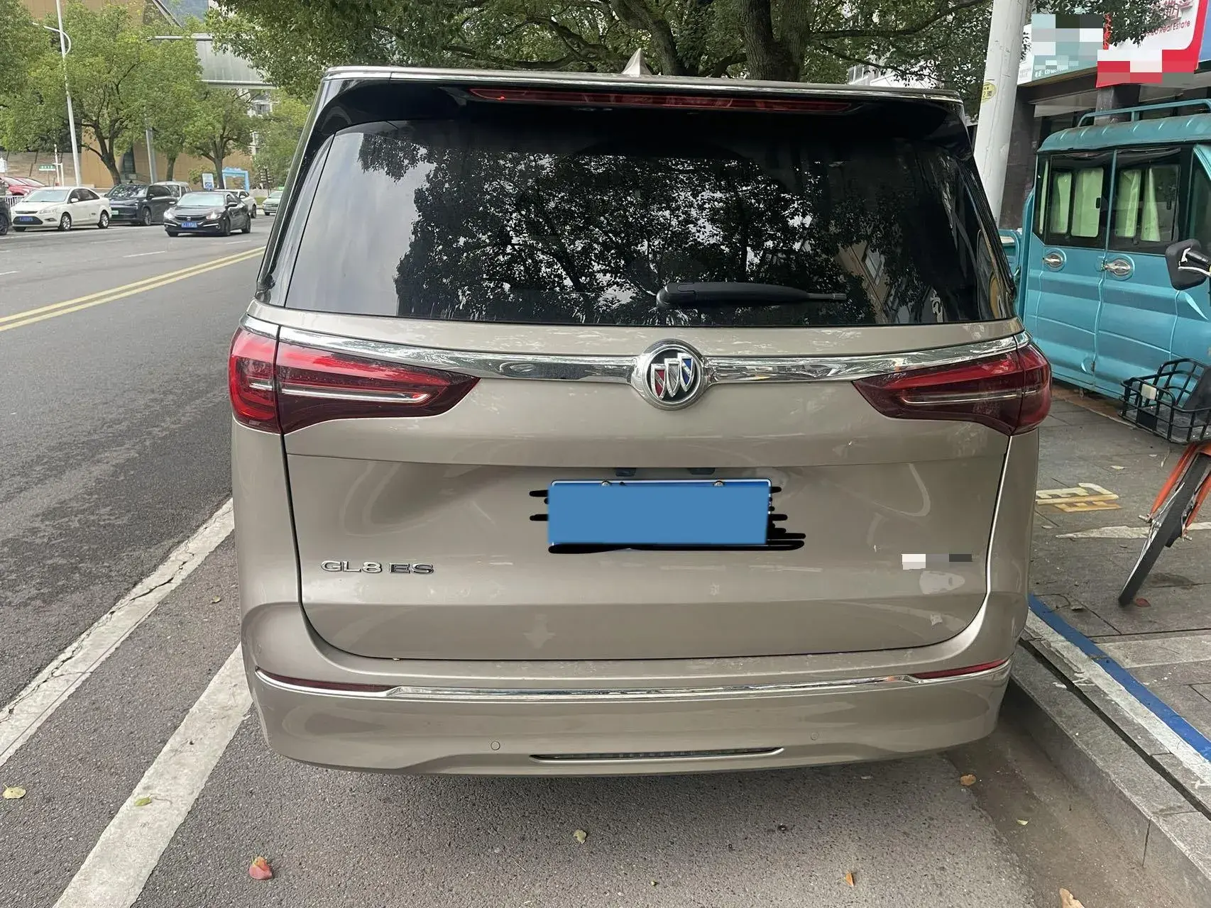 2023 BUICK GL8 thumbnail 3