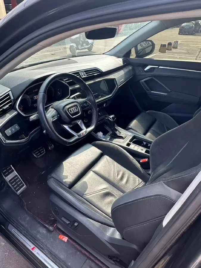 2022 Audi Q3 Sportback 2.0T 220HP L4 7DCT,autocango,china used car exporter,china ev exporter,chinese used car exporter,chinese used ev exporter