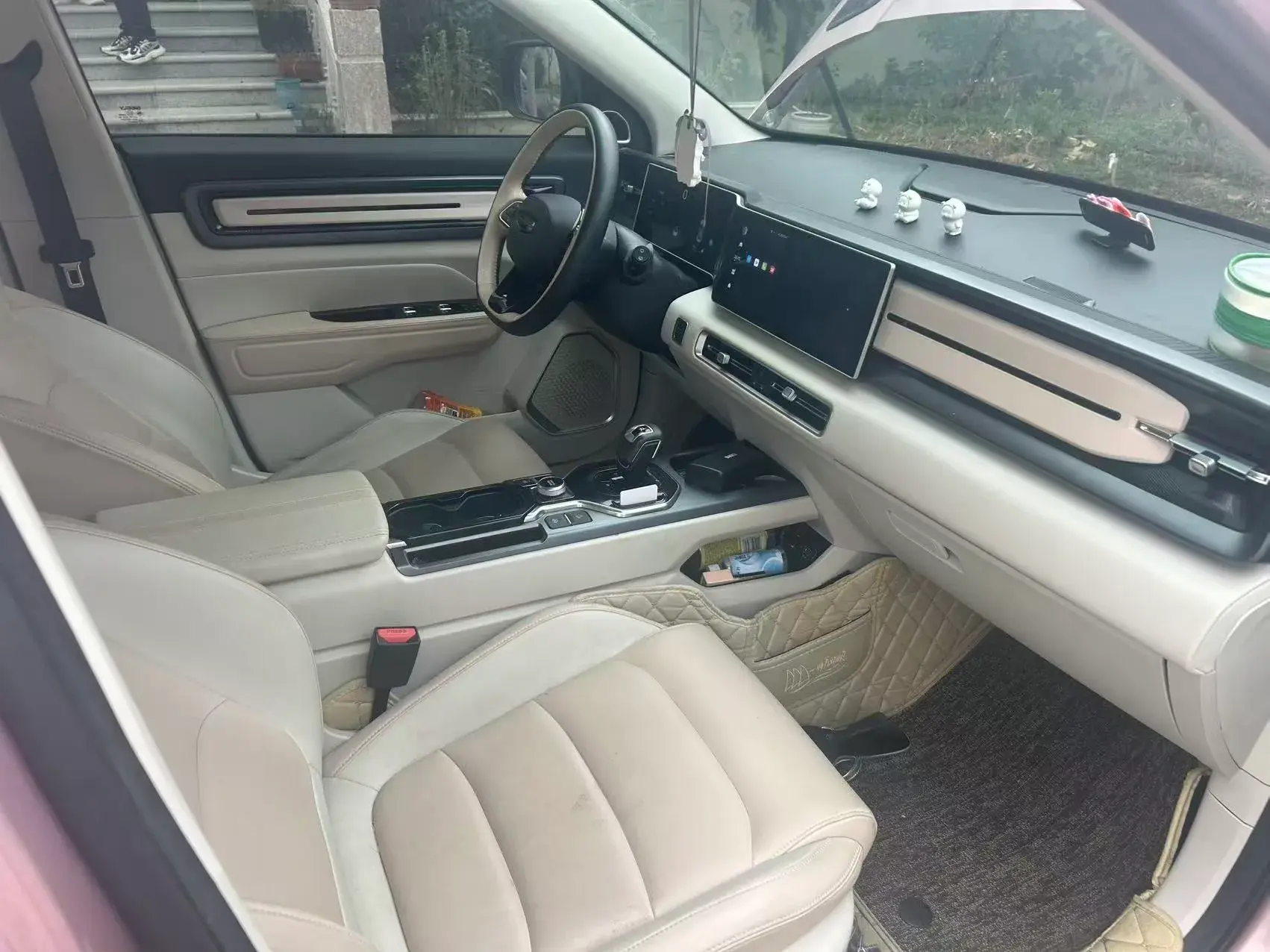 2023 GEELY ICON thumbnail 4