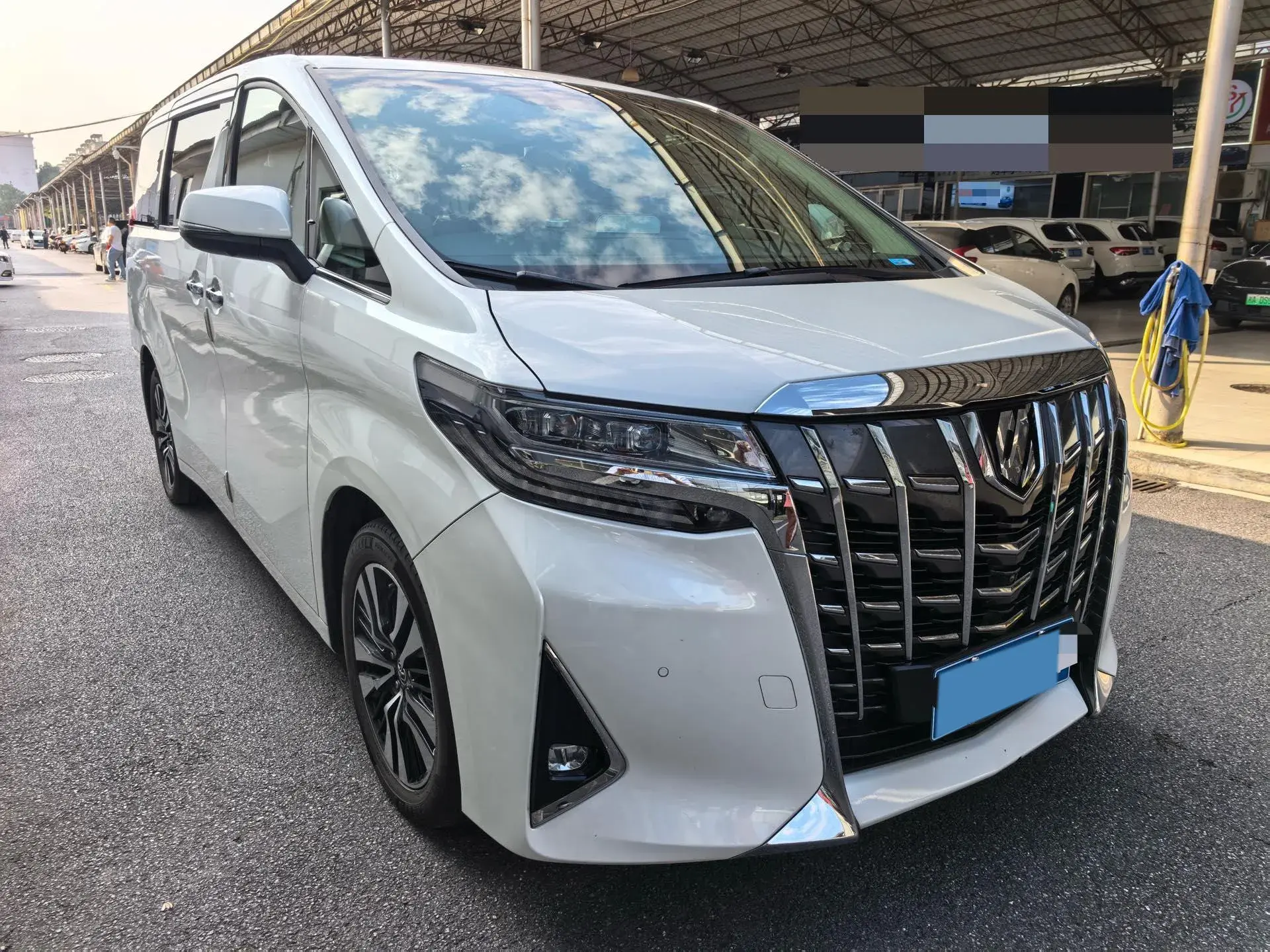2018 TOYOTA ALPHARD thumbnail 3