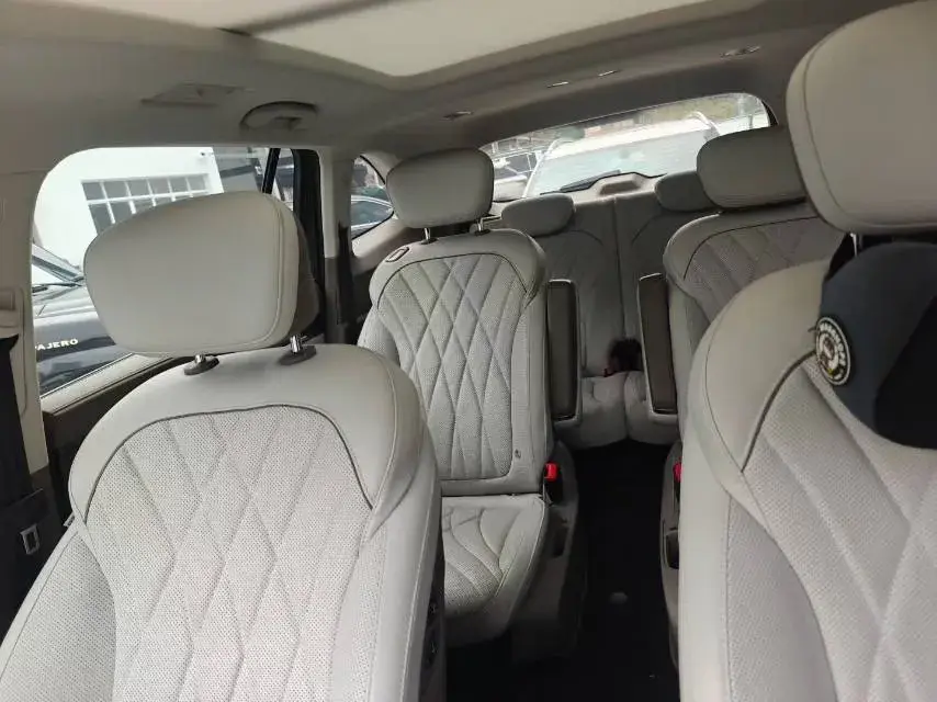 2023 ROEWE RX9 thumbnail 3