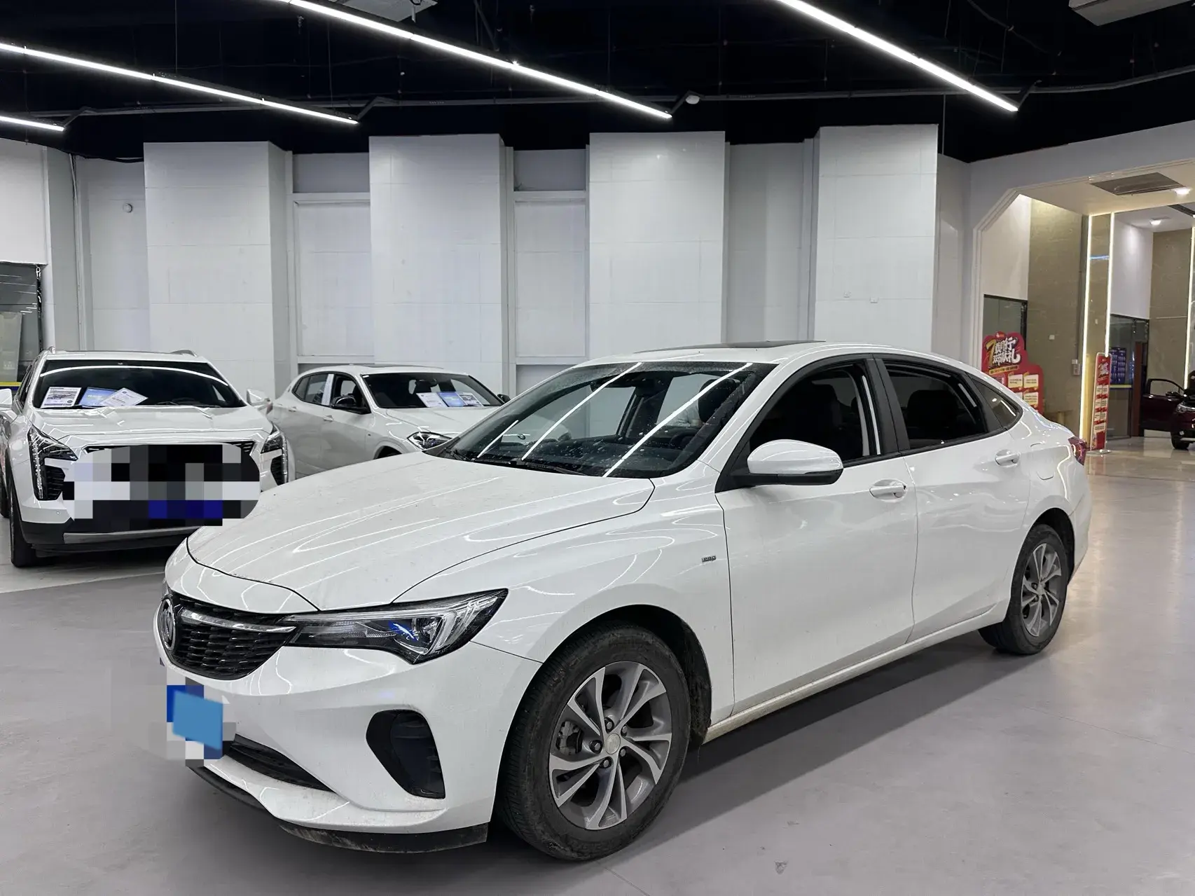 2022 BUICK VERANO view 1