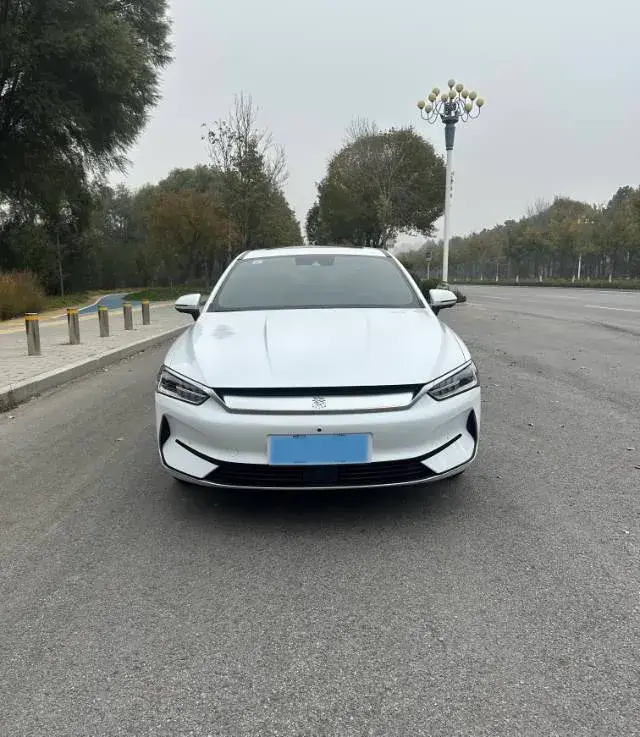 2021 BYD QIN thumbnail 2