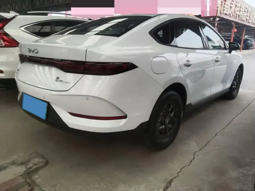 2025 BYD QIN thumbnail 4