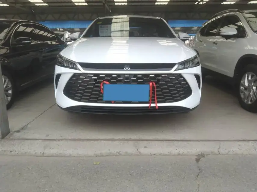 2025 BYD QIN thumbnail 2