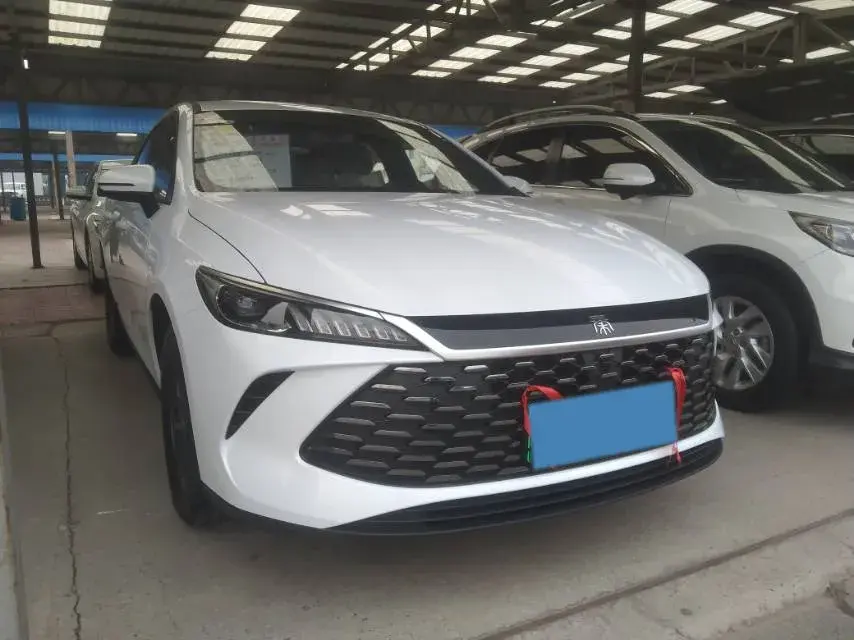 2025 BYD QIN thumbnail 3