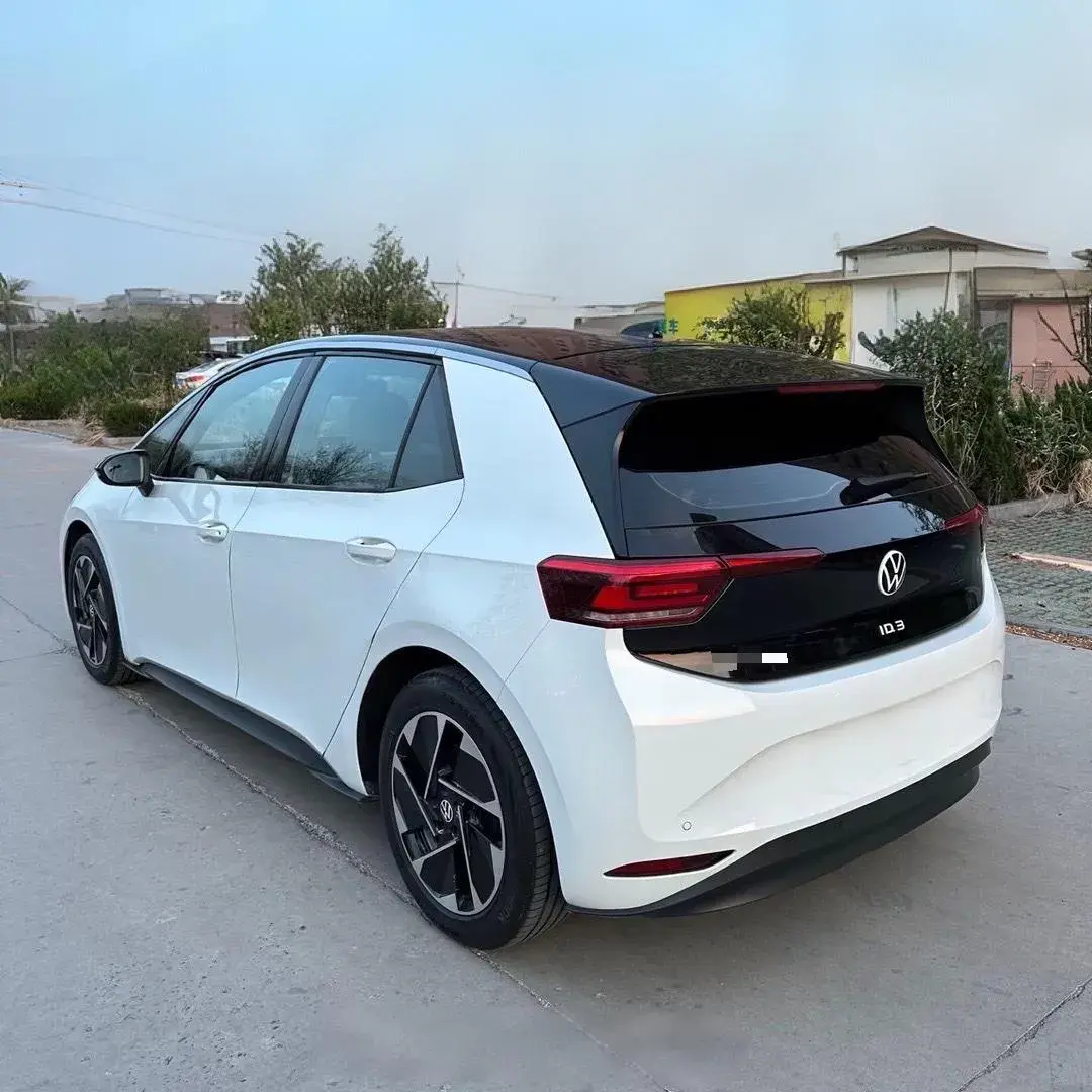 2024 VOLKSWAGEN ID.3 thumbnail 4