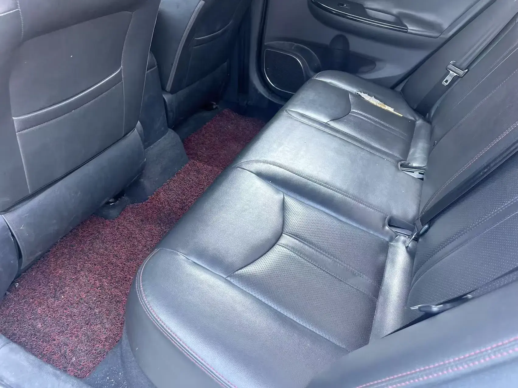 2018 BYD E5 thumbnail 3