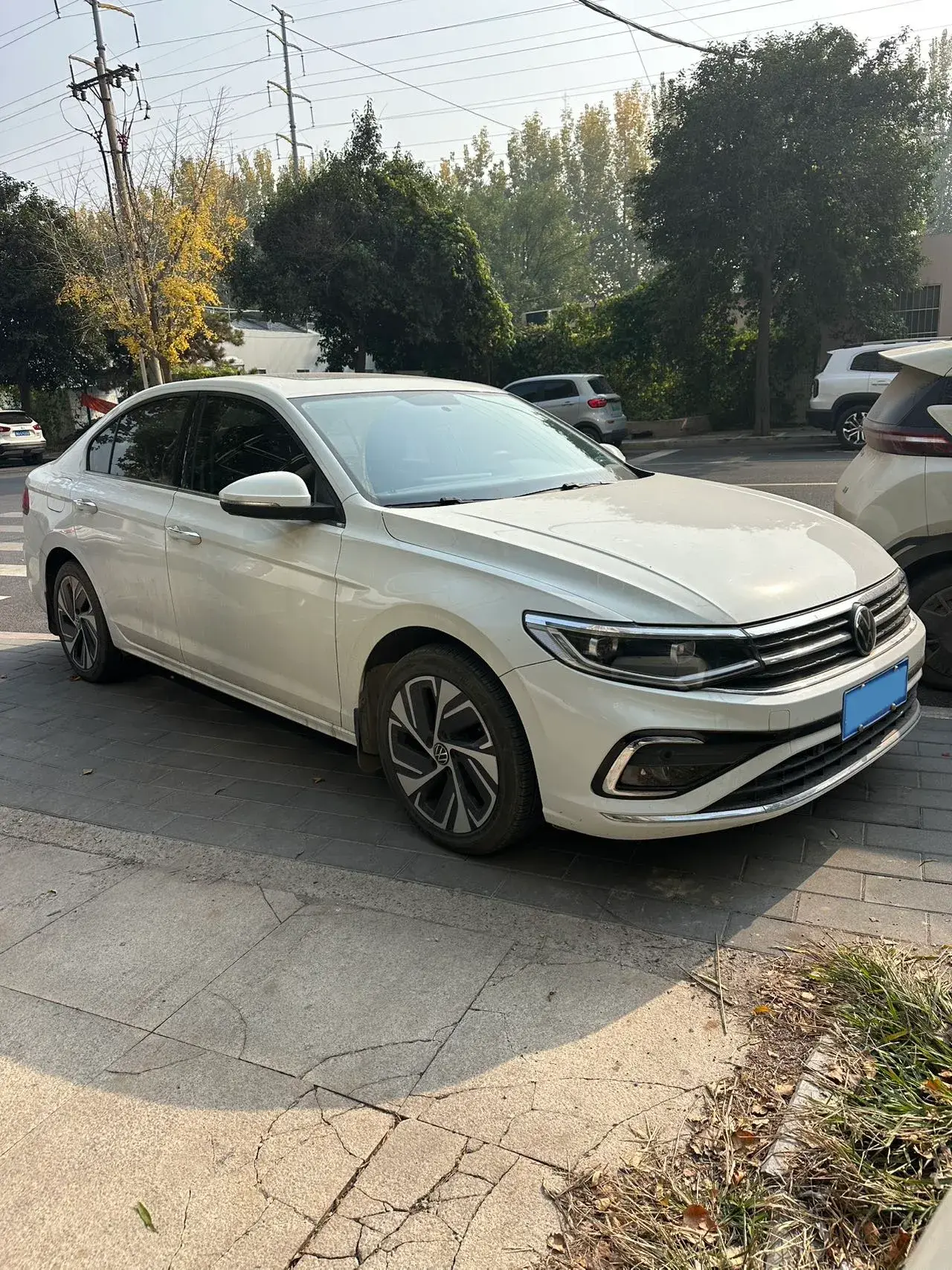 2023 VOLKSWAGEN BORA thumbnail 2