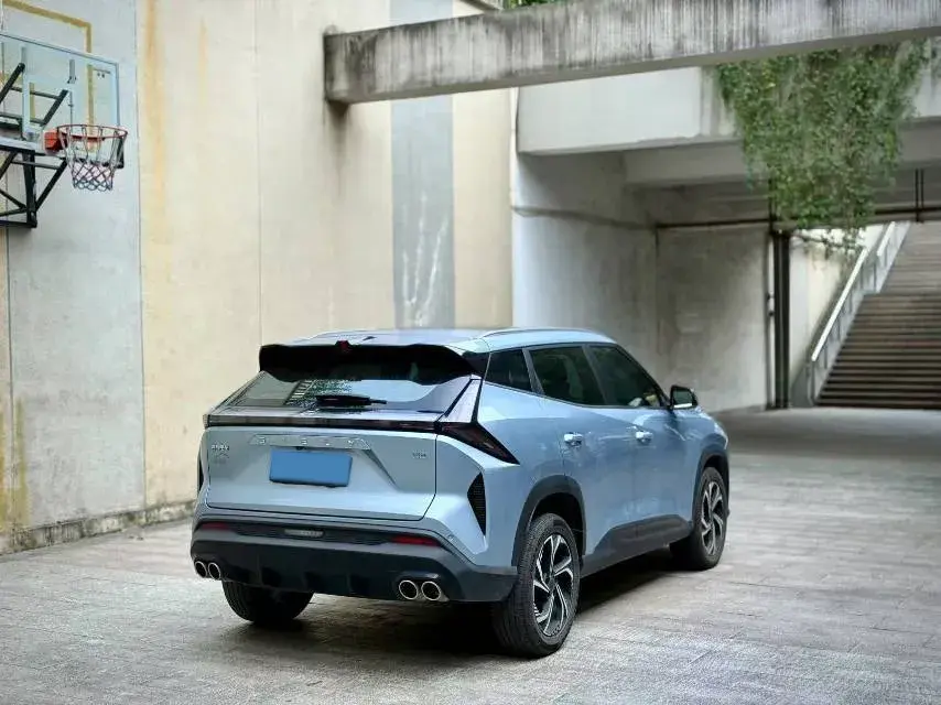 2023 GEELY AZKARRA thumbnail 4