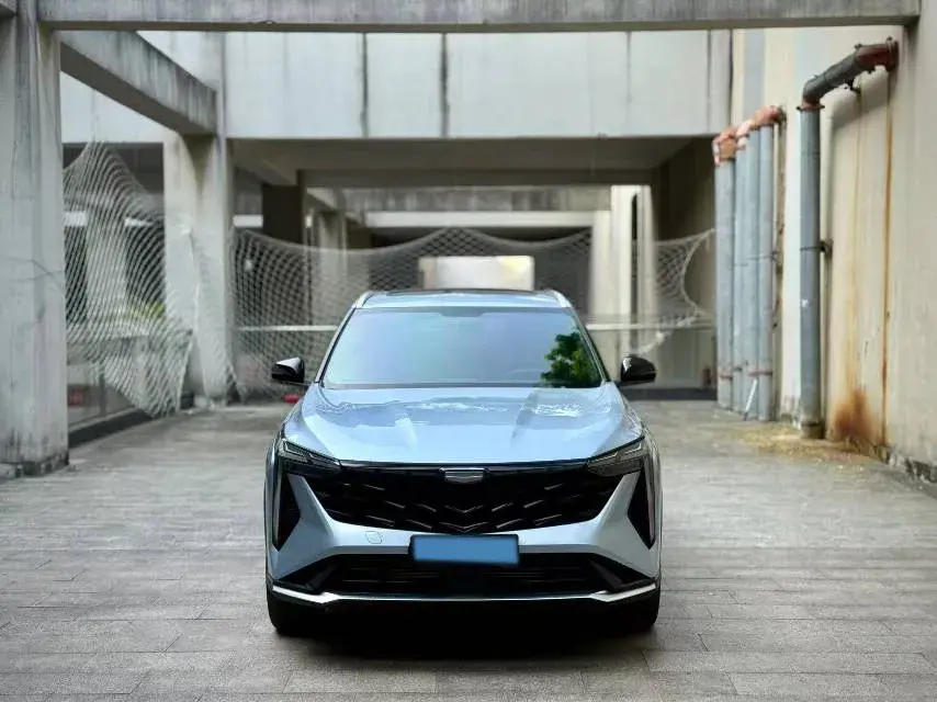 2023 GEELY AZKARRA thumbnail 2