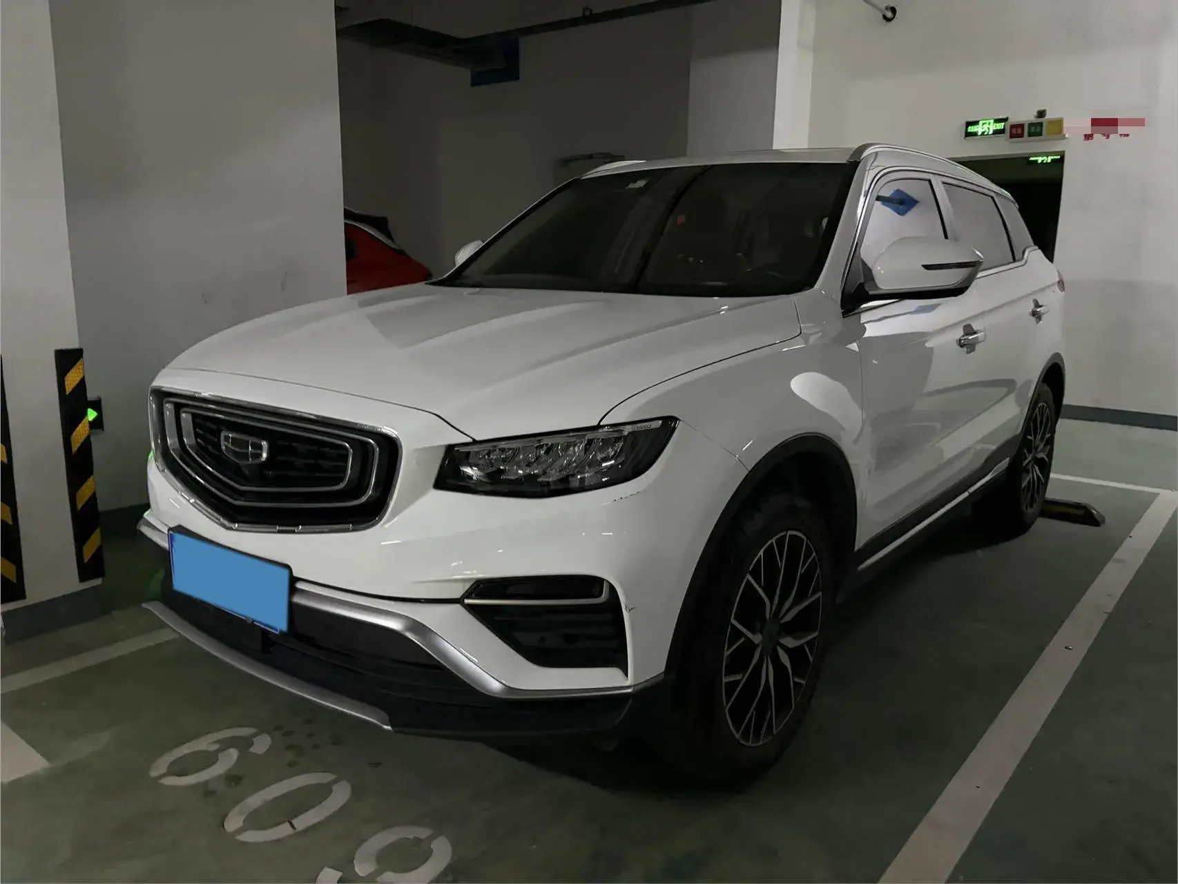 2020 GEELY AZKARRA view 1
