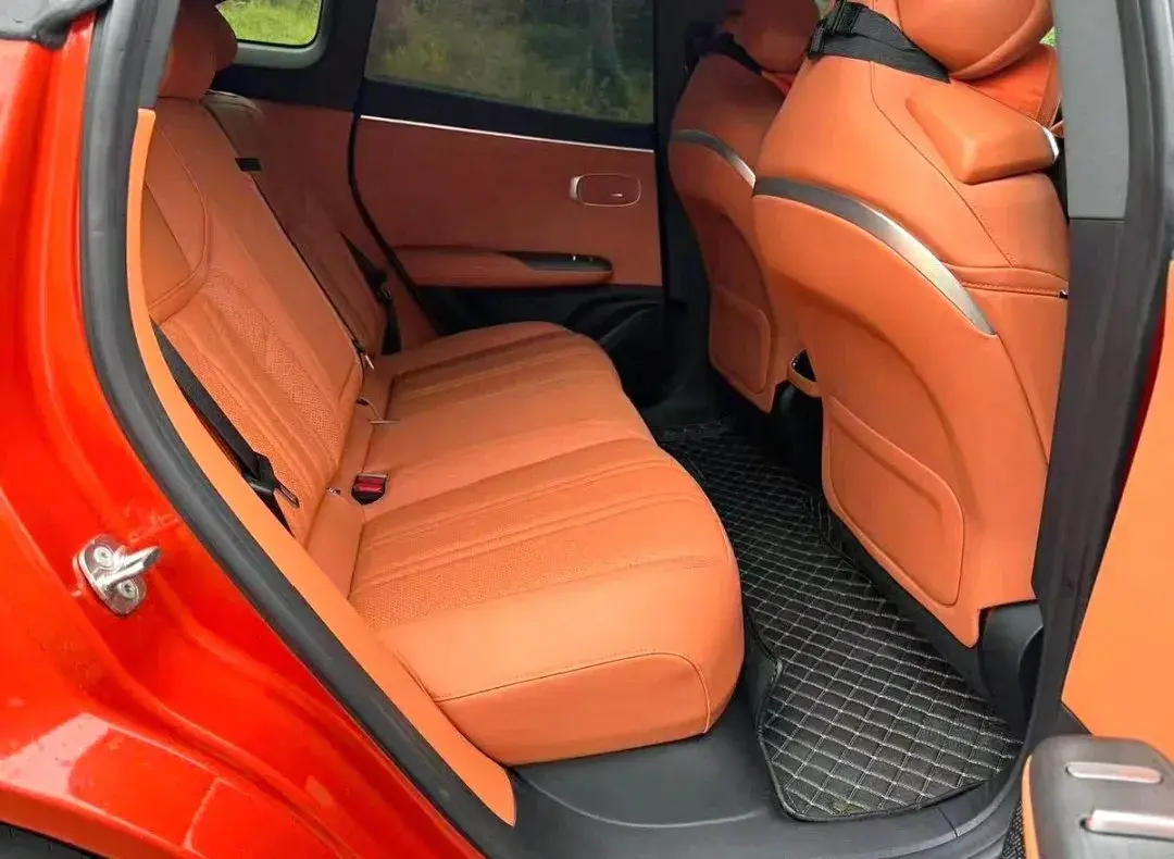 2024 DEEPAL S07 thumbnail 4