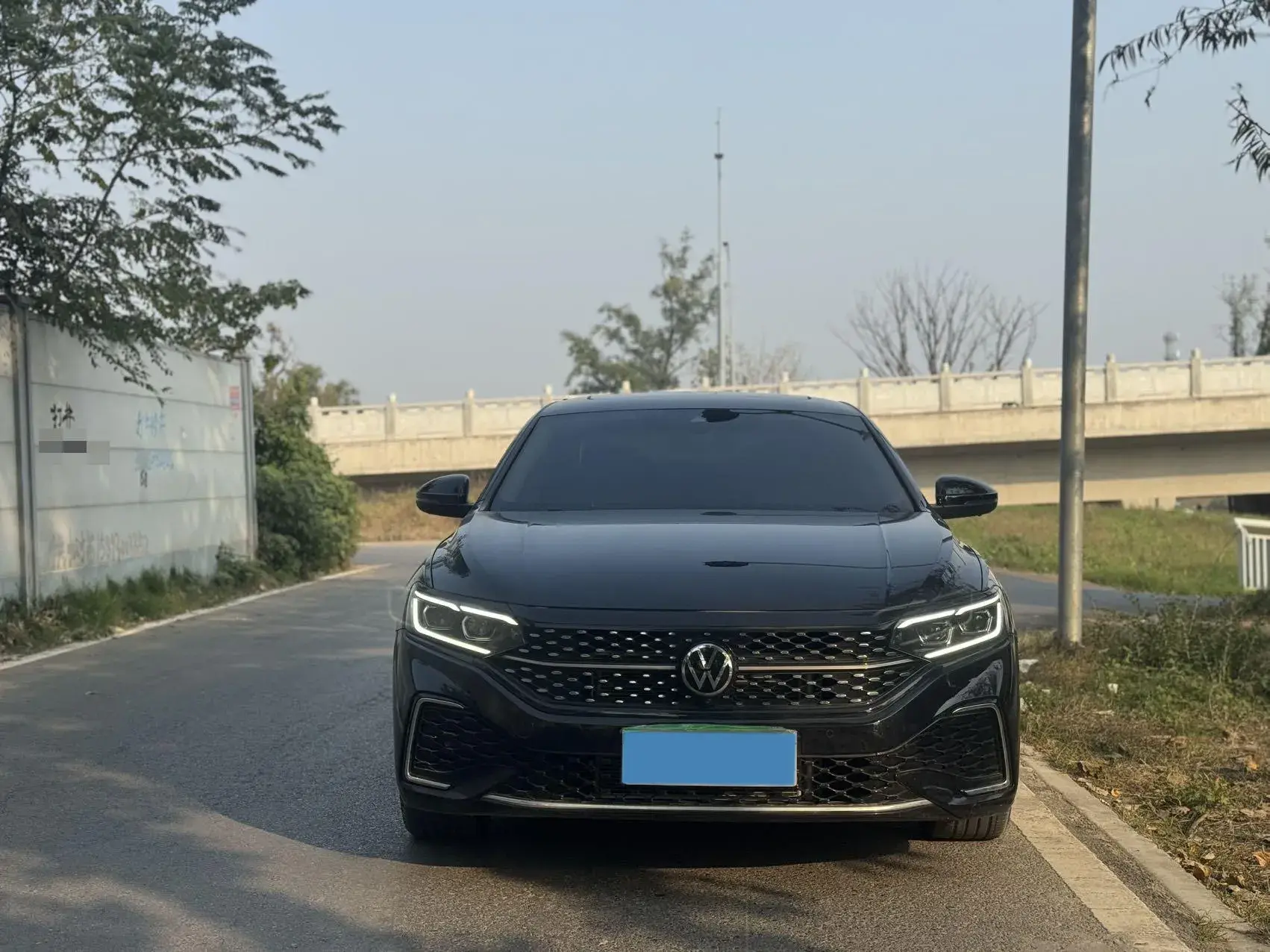 2024 VOLKSWAGEN PASSAT thumbnail 2