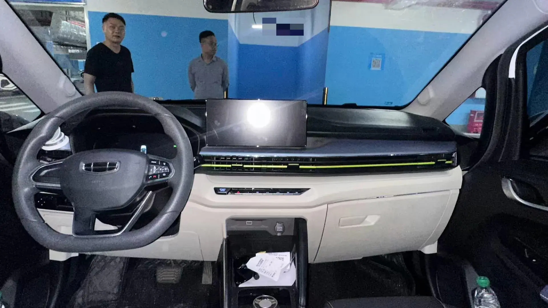 2021 GEOMETRY EX3 thumbnail 2