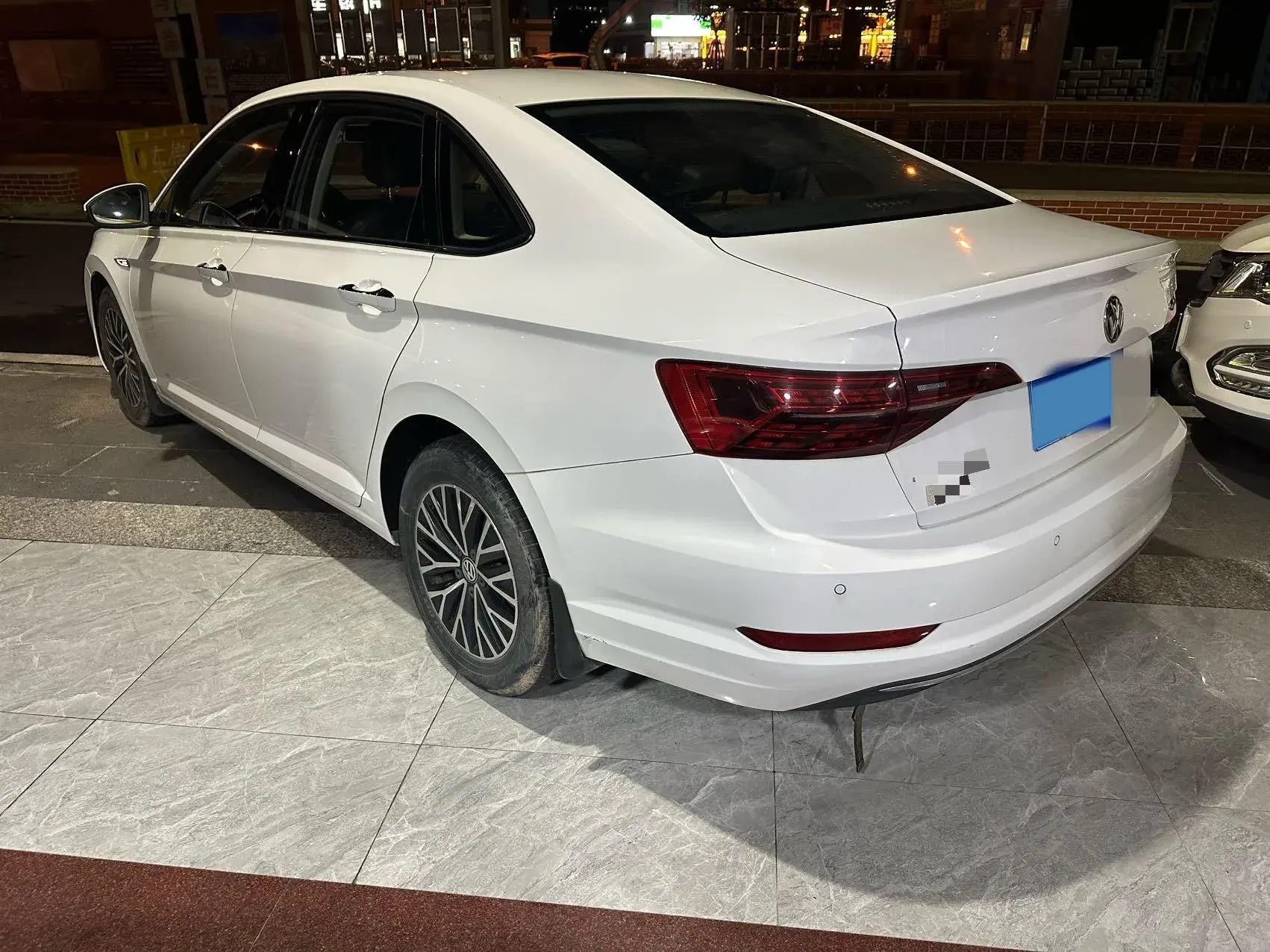 2020 VOLKSWAGEN SAGITAR thumbnail 3