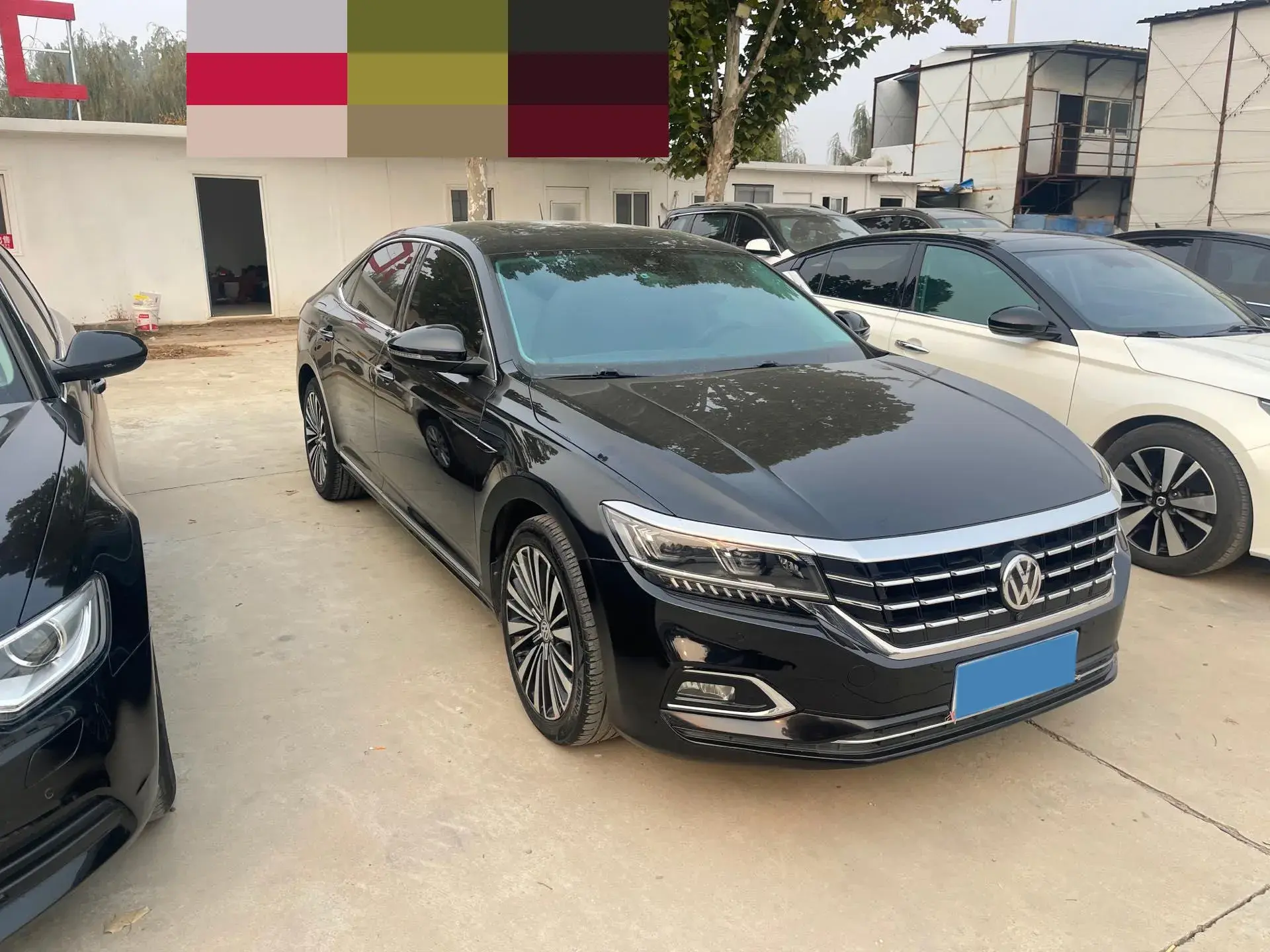 2019 VOLKSWAGEN PASSAT thumbnail 3
