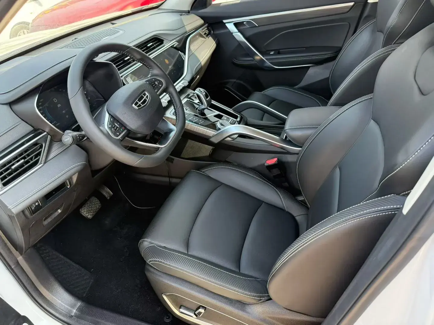 2020 GEELY AZKARRA thumbnail 4