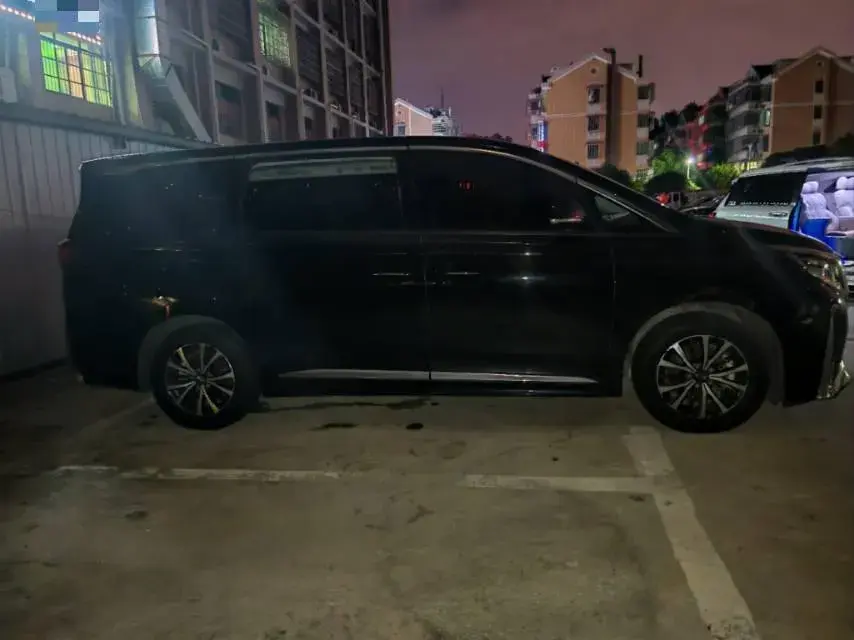 2023 GAC TRUMPCHI thumbnail 3