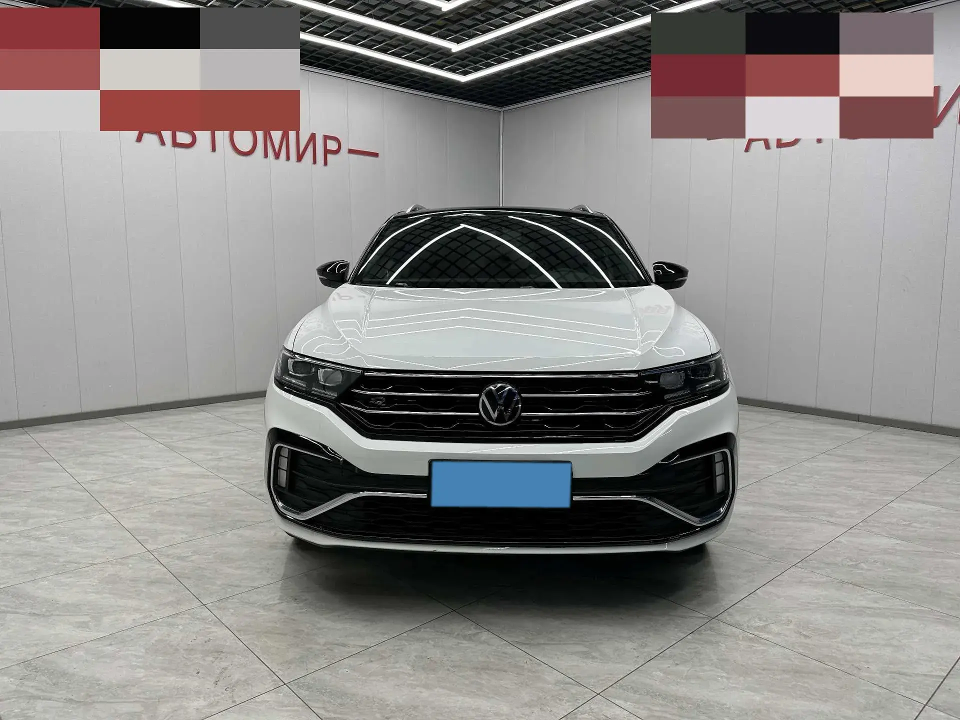 2021 VOLKSWAGEN T-ROC thumbnail 3