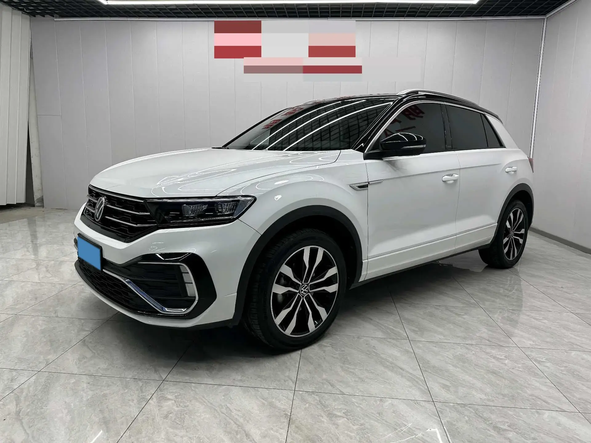 2021 VOLKSWAGEN T-ROC view 1