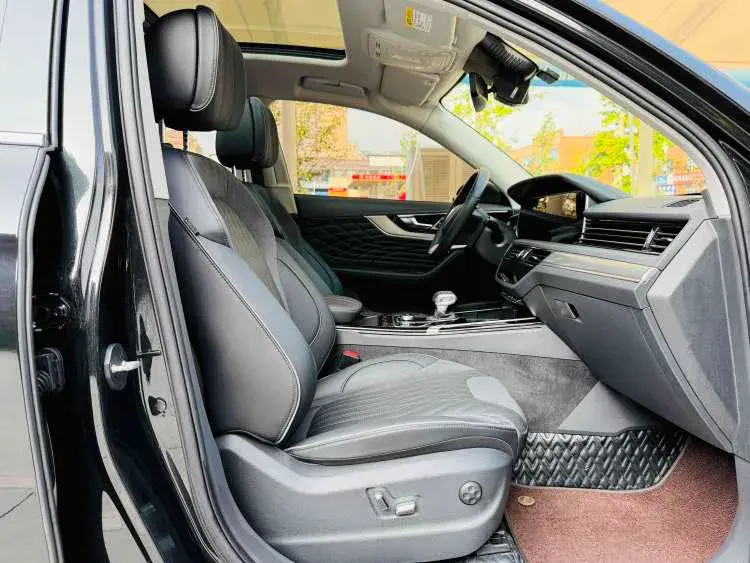 2022 HONGQI HS5 thumbnail 4