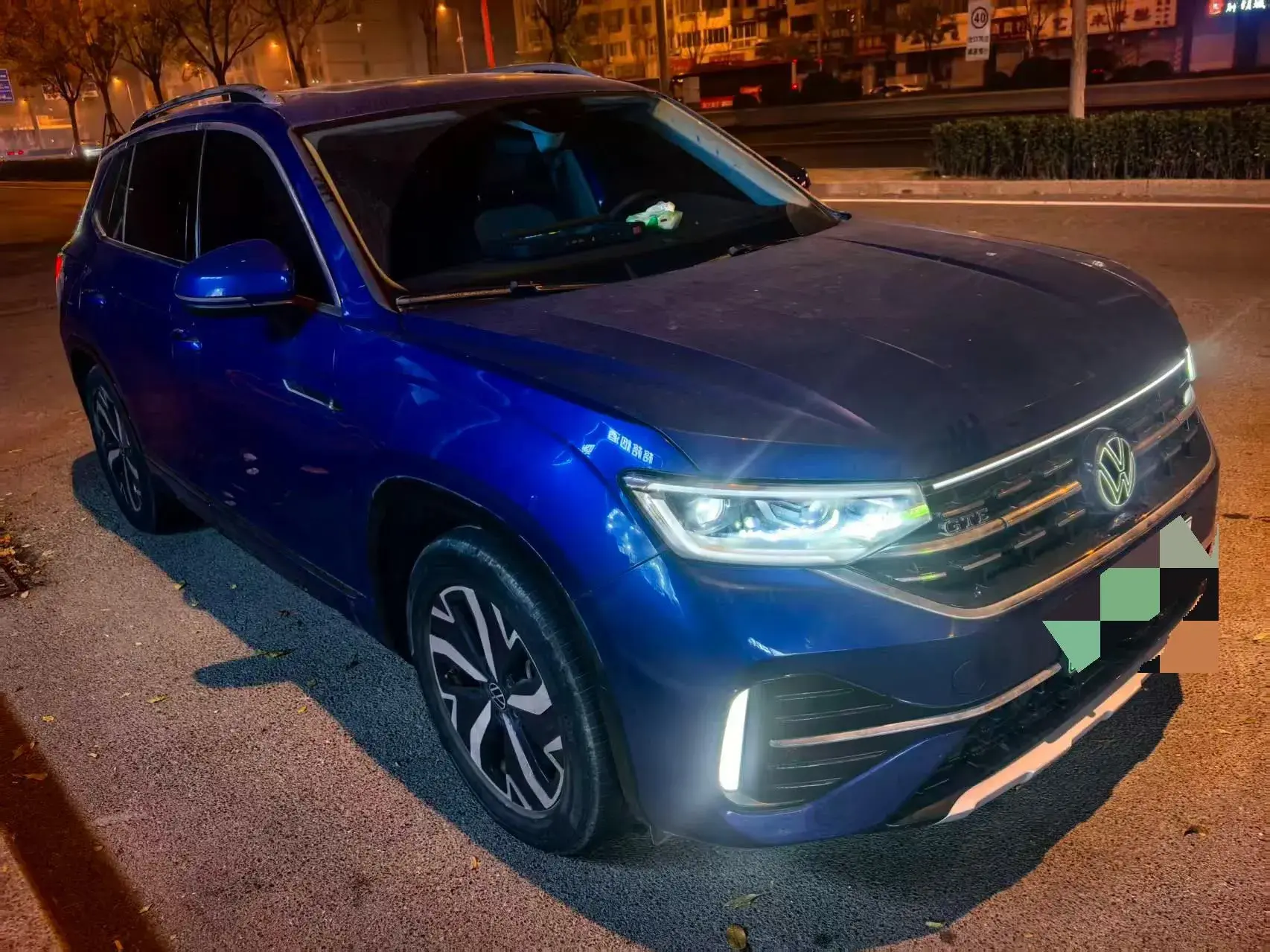 2023 VOLKSWAGEN TAYRON thumbnail 2