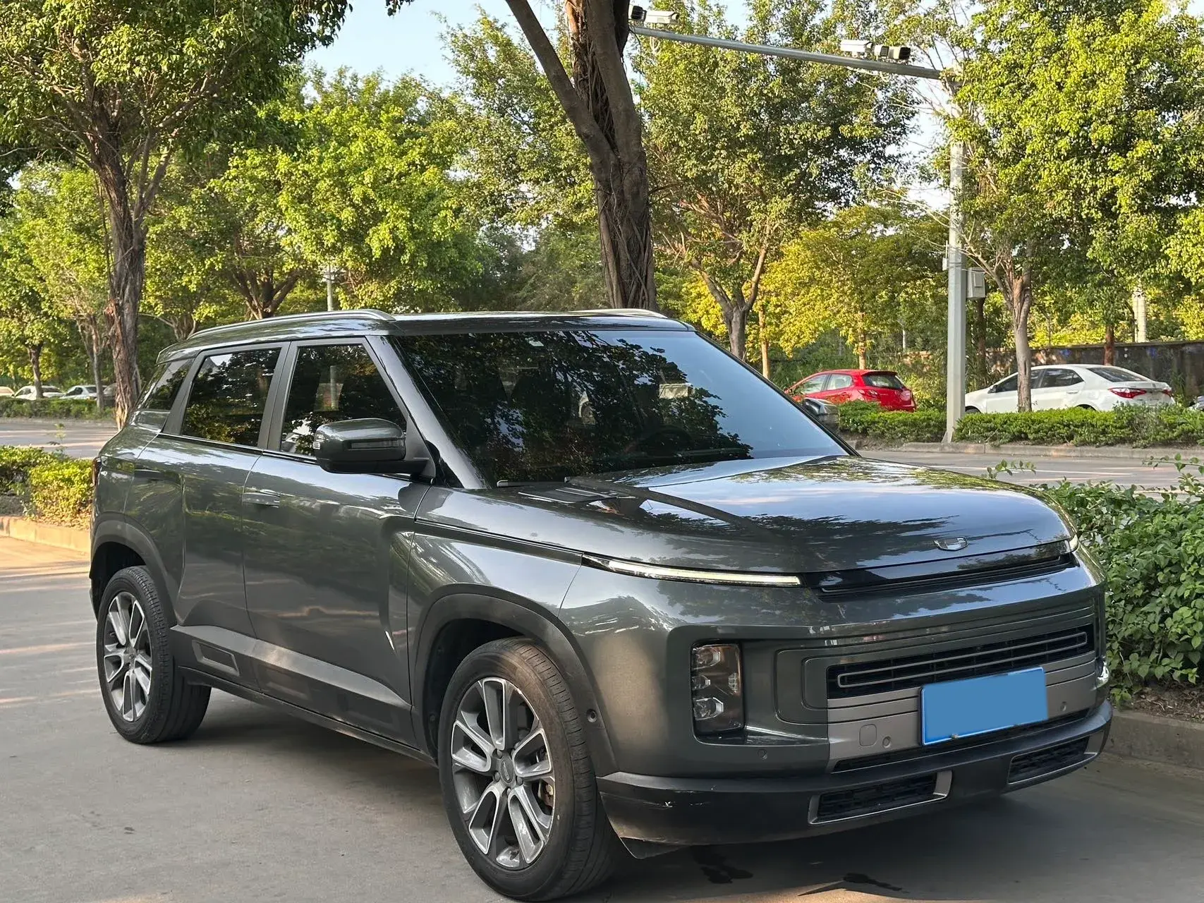 2020 GEELY ICON thumbnail 3